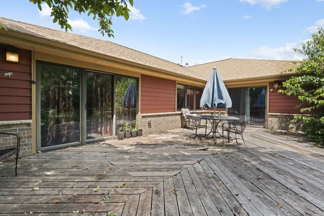 $770,000 | 21335 Northcape Street, Union Grove, WI 53182