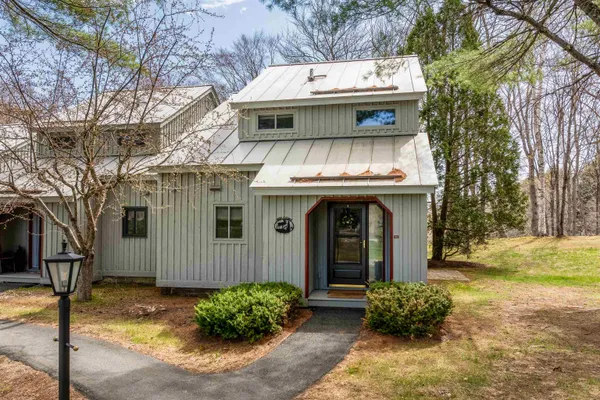 $320,000 | 860 Murphys Road, Unit 4A, Hartford, VT 05059