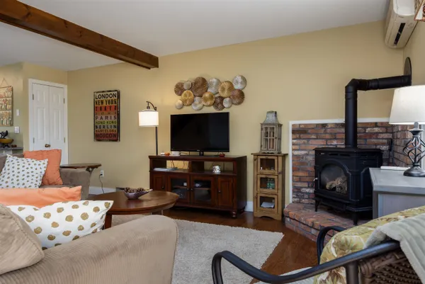 $320,000 | 860 Murphys Road, Unit 4A, Hartford, VT 05059