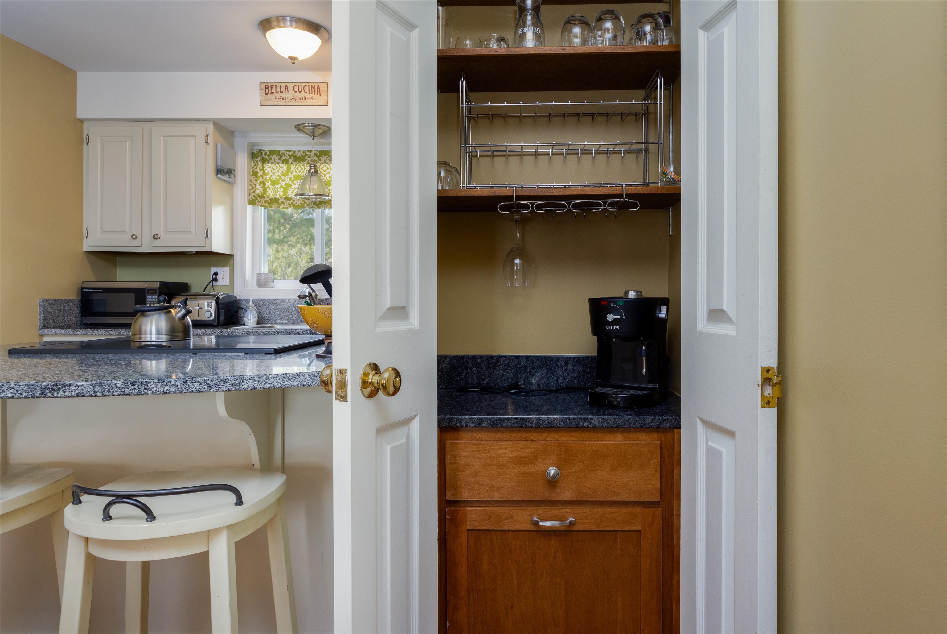 860 Murphys Road, Unit 4A Hartford, VT 05059 - Photo 7 of 34