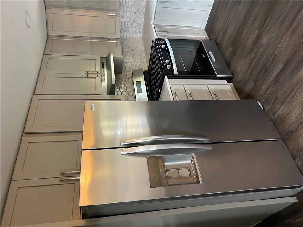 815 Winston Drive Anderson, SC 29624 - Photo 3 of 19