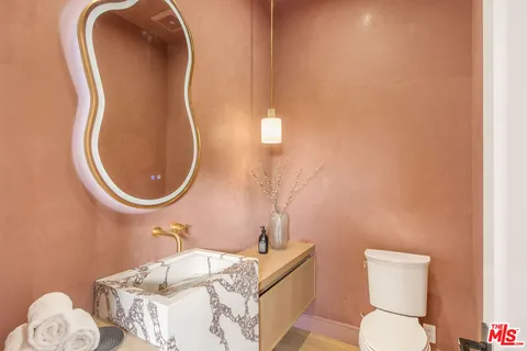 $4,550,000 | 1500 Louella Avenue, Venice, CA 90291