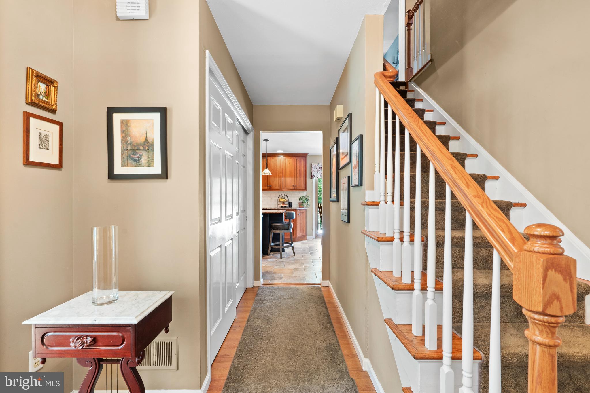 14 Springwood Drive Lawrenceville, NJ 08648 - Photo 5 of 57
