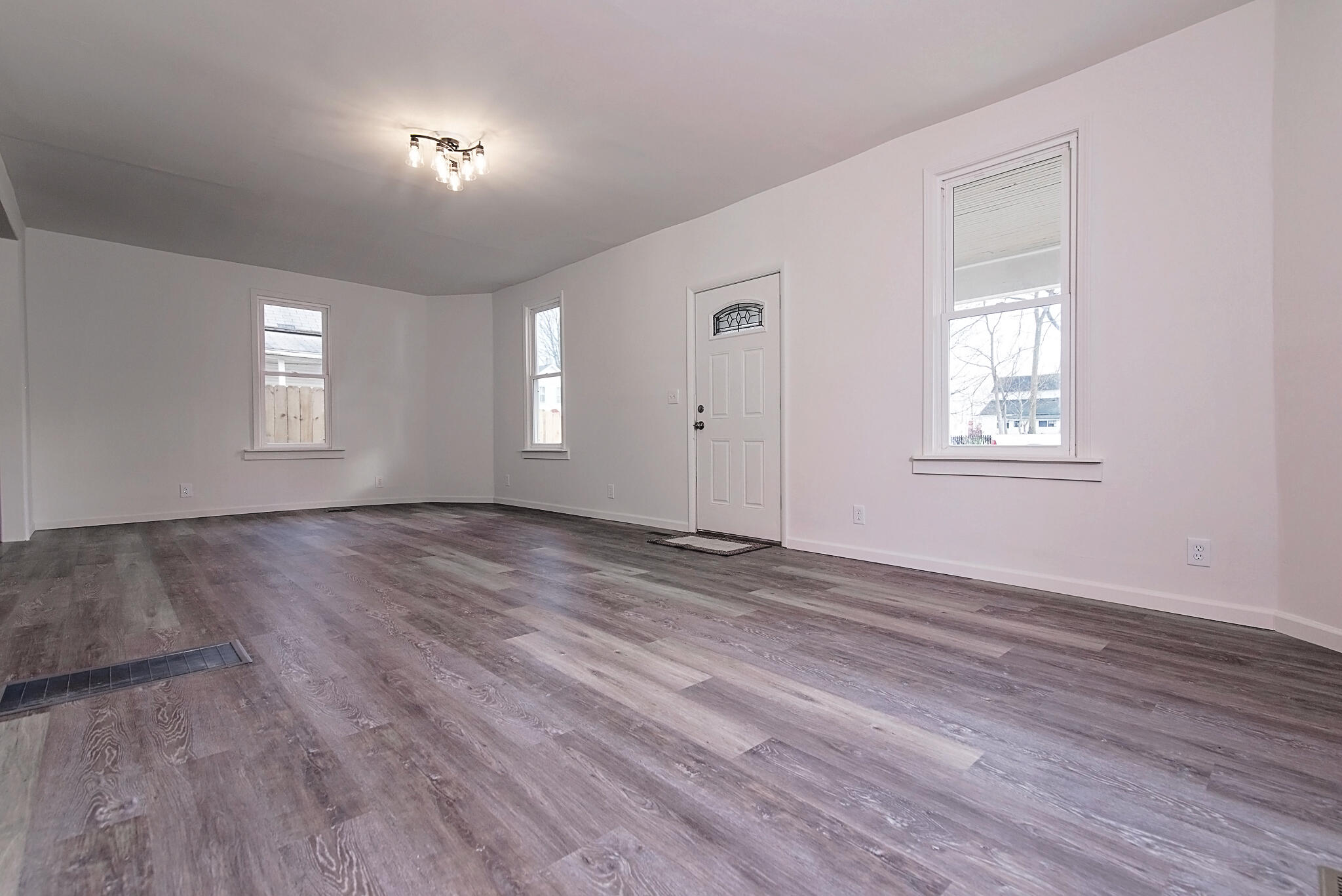24 North Street Springfield, OH 45502 - Photo 7 of 23