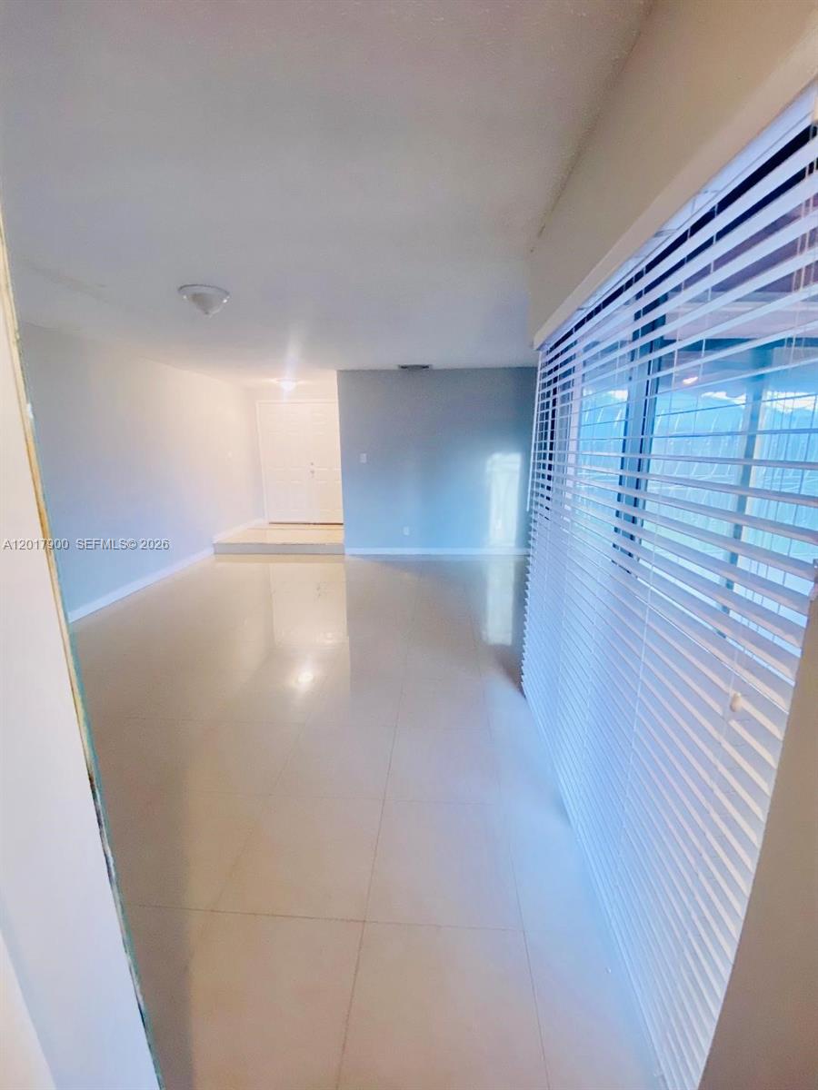 11447 Southwest 33rd Lane Miami, FL 33165 - Photo 14 of 23