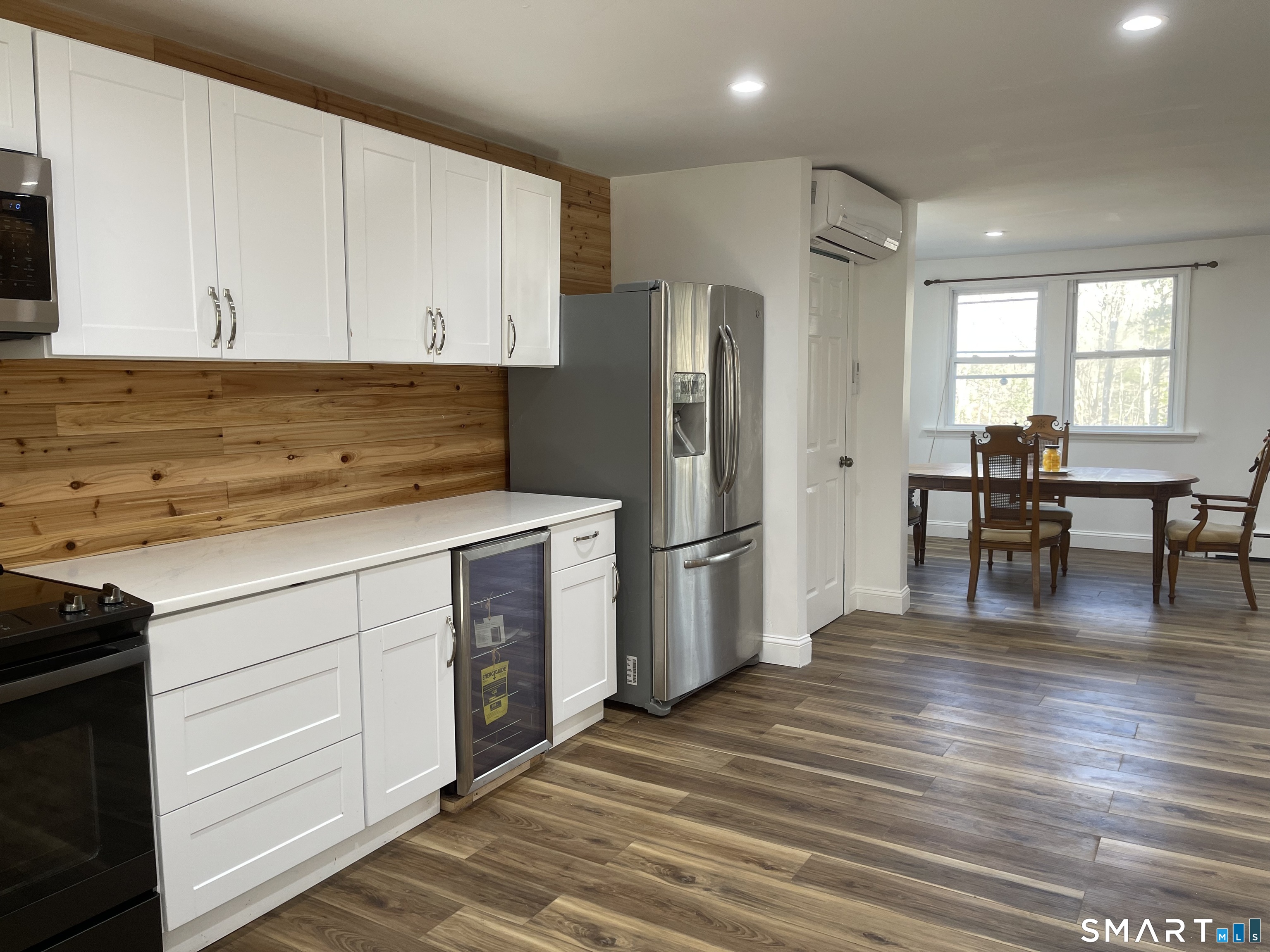 37 Long Meadow Road Oxford, CT 06478 - Photo 3 of 16