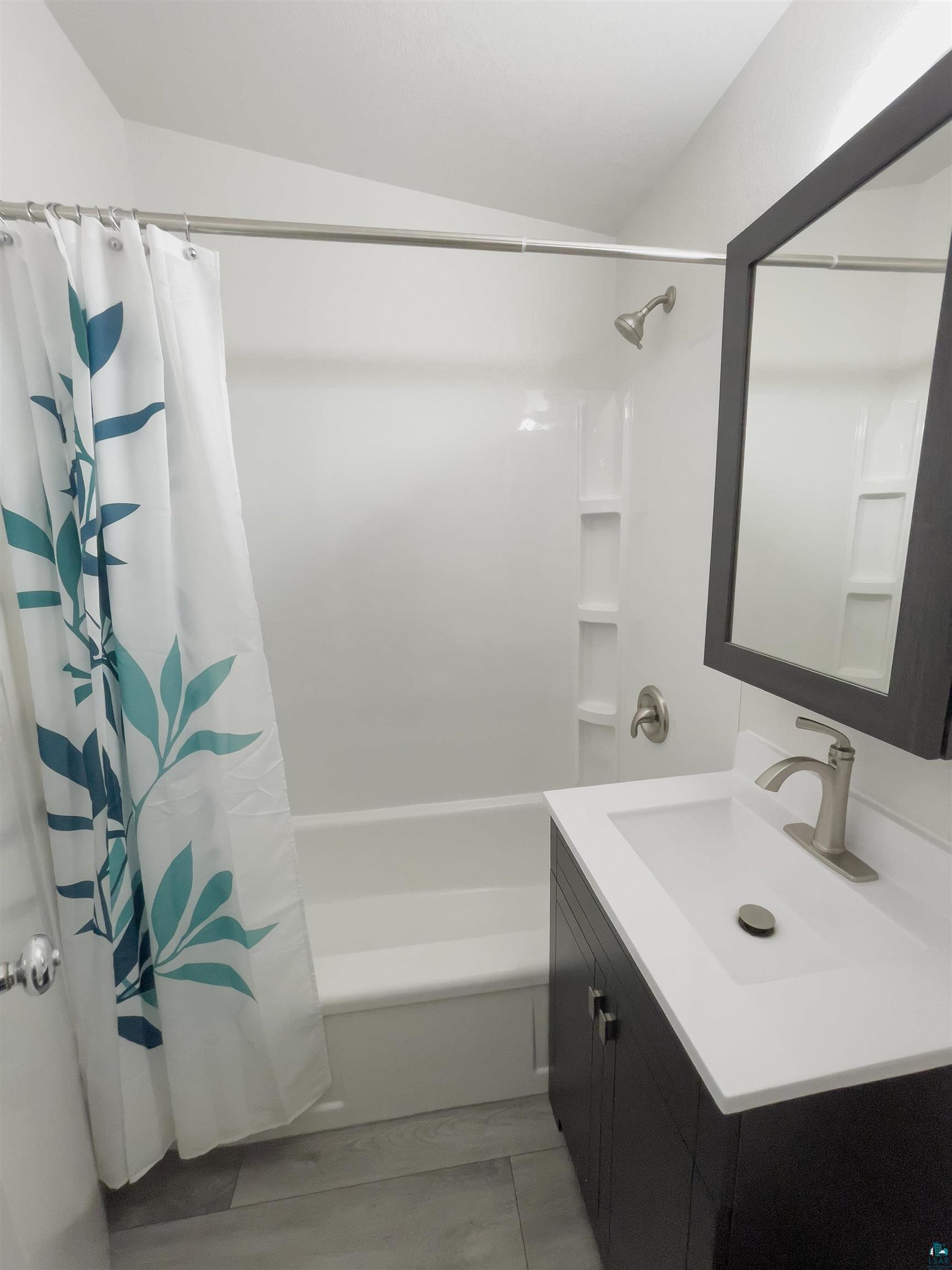 41 Bell Creek Silver Bay, MN 55614 - Photo 14 of 38 Main floor bathroom