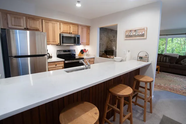 $485,000 | 49 High Point Drive, Unit A14, Stratton, VT 05360