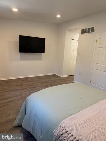 $385,000 | 3710 Vale Lane, Philadelphia, PA 19114
