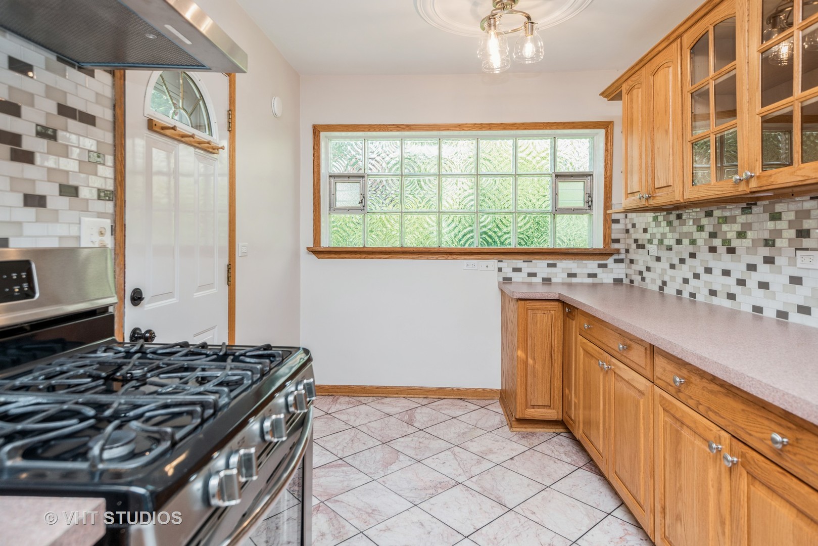 86 Williamsburg Road Evanston, IL 60203 - Photo 8 of 34