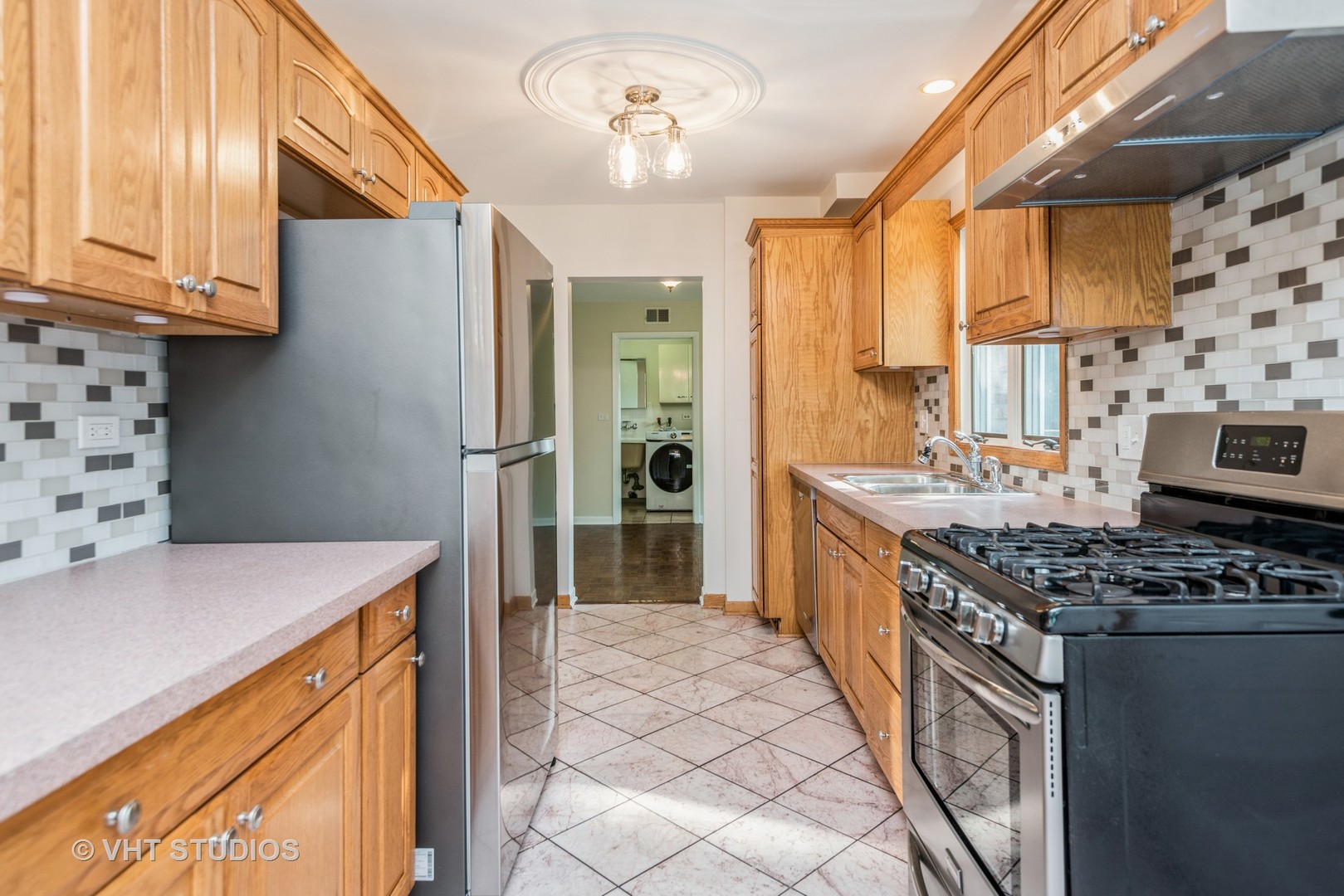86 Williamsburg Road Evanston, IL 60203 - Photo 10 of 34