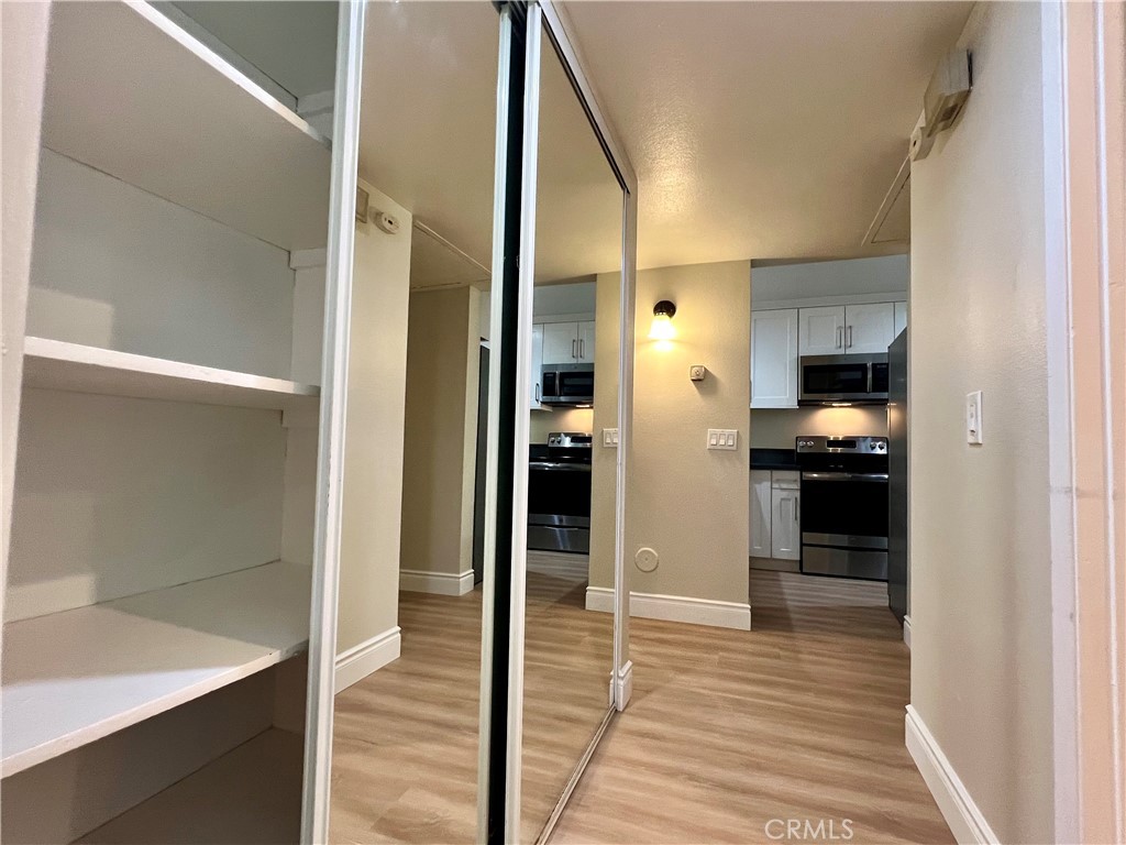 162 Tangelo Irvine, CA 92618 - Photo 9 of 14