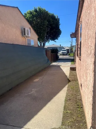 $559,900 | 2114 North Bahama Avenue, Los Angeles, CA 90059