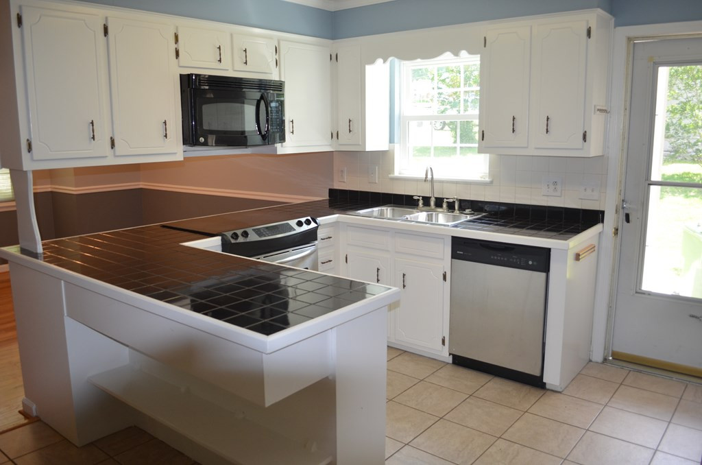 4011 Rio Pinar Drive Augusta, GA 30906 - Photo 6 of 23 Gallery Image 6