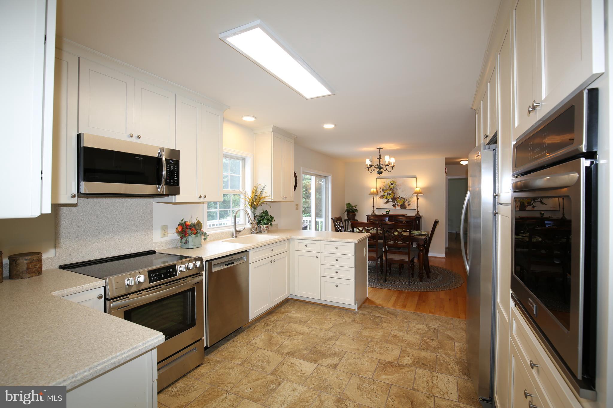 5058 Old Swimming Pool Road Frederick, MD 21703 - Photo 3 of 39 Gourmet Kitchen