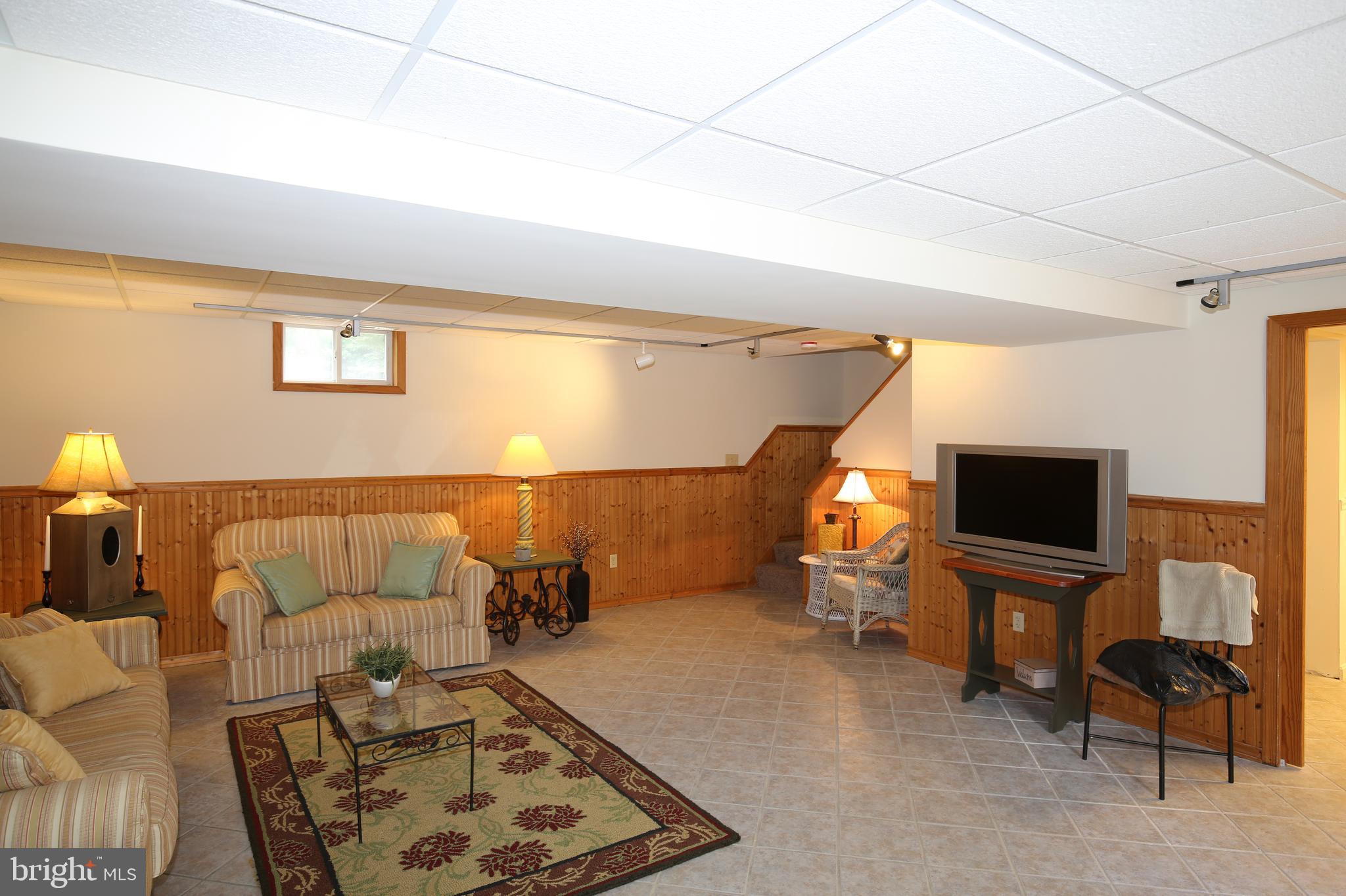 5058 Old Swimming Pool Road Frederick, MD 21703 - Photo 22 of 39