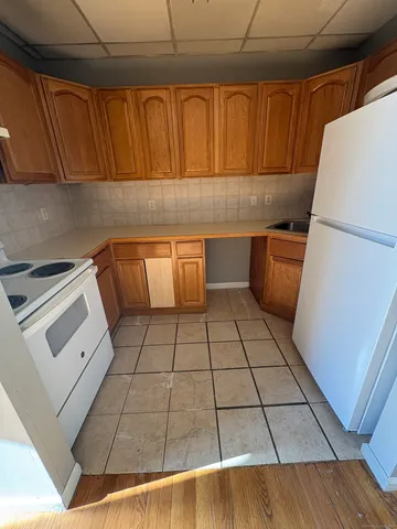 $1,200 | 16 Franklin Street, Unit 407, Norwich, CT 06360