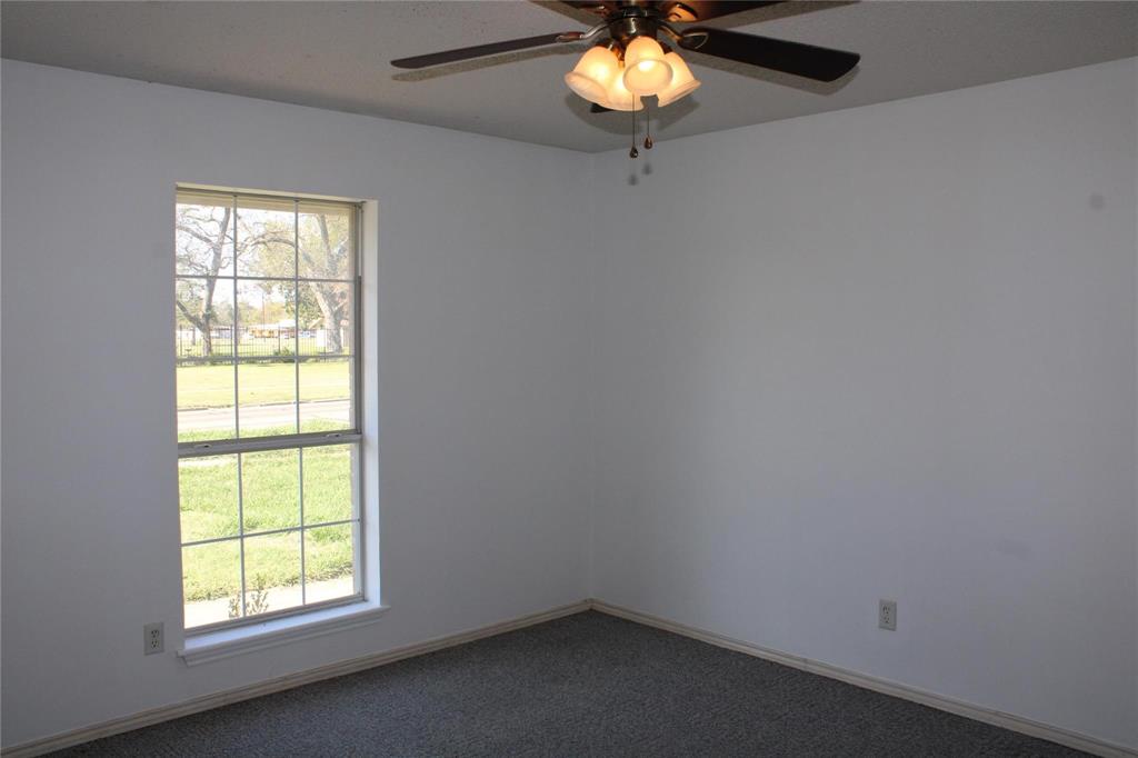 701 Southwest 1st Street Cooper, TX 75432 - Photo 11 of 13