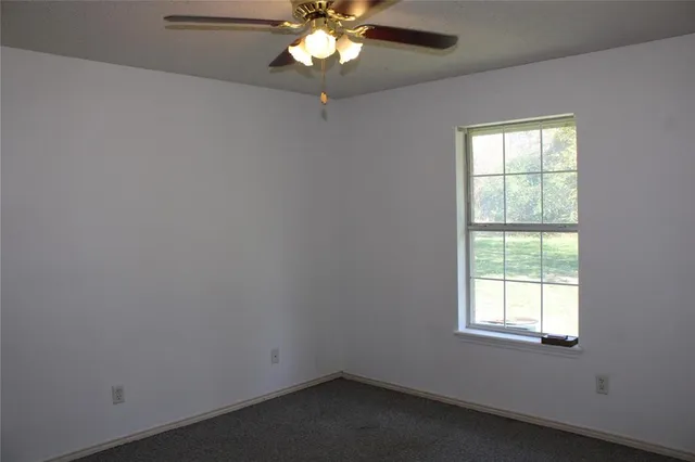 $750 | 701 Southwest 1st Street, Cooper, TX 75432