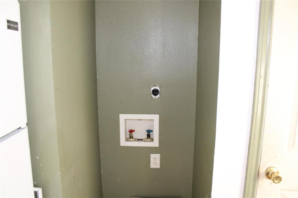 701 Southwest 1st Street Cooper, TX 75432 - Photo 10 of 13