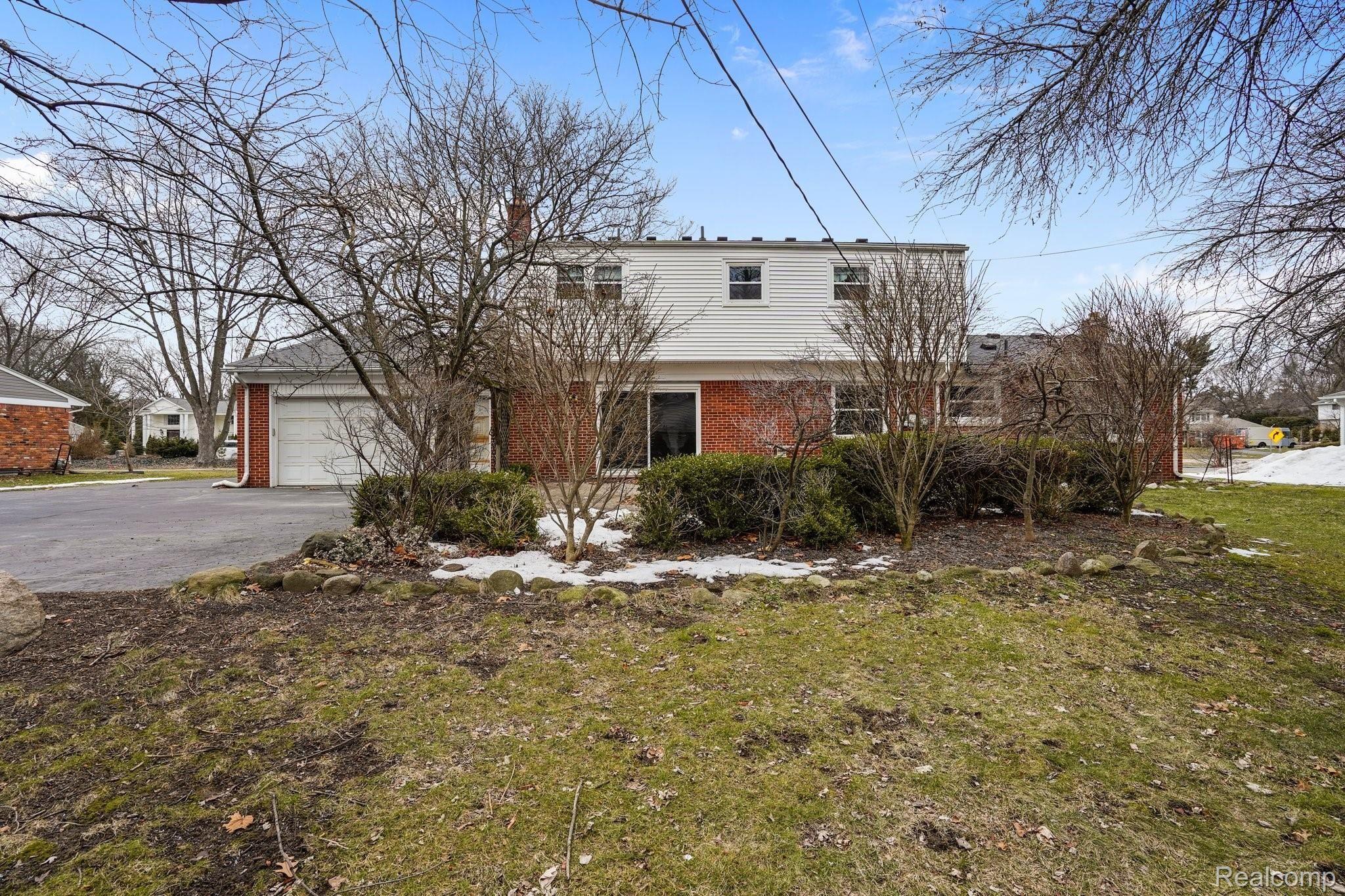 3763 Quarton Road Bloomfield Hills, MI 48302 - Photo 39 of 46 6-web-or-mls-3763 Quarton Bloomfield Twp - 40.jpg