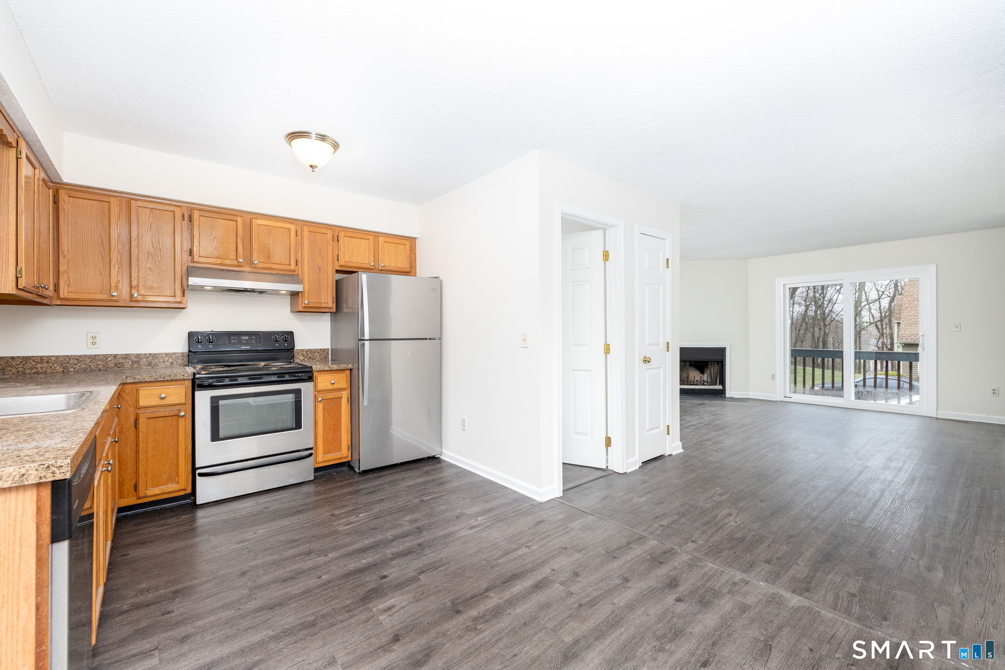 67 Woodland Ridge, Unit 67 Meriden, CT 06450 - Photo 12 of 33