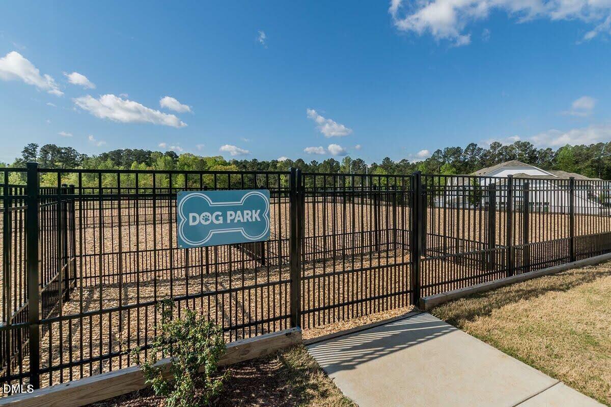 1012 Freeport Drive Durham, NC 27703 - Photo 75 of 76 59505_50034