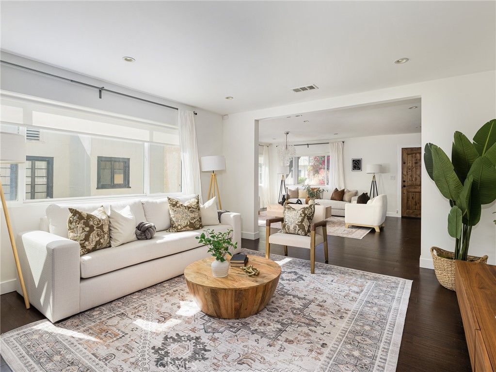 1110 Queen Anne Place Los Angeles, CA 90019 - Photo 19 of 61