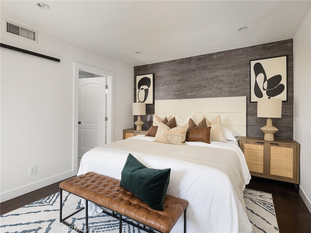 1110 Queen Anne Place Los Angeles, CA 90019 - Photo 31 of 61