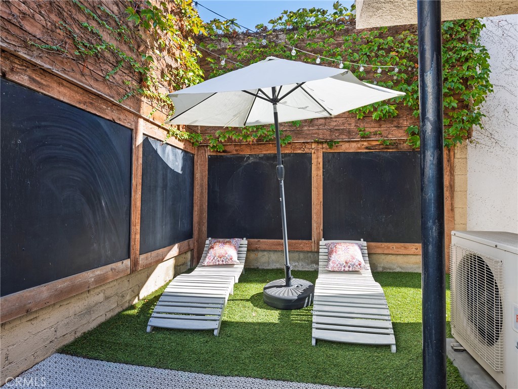 1110 Queen Anne Place Los Angeles, CA 90019 - Photo 47 of 61