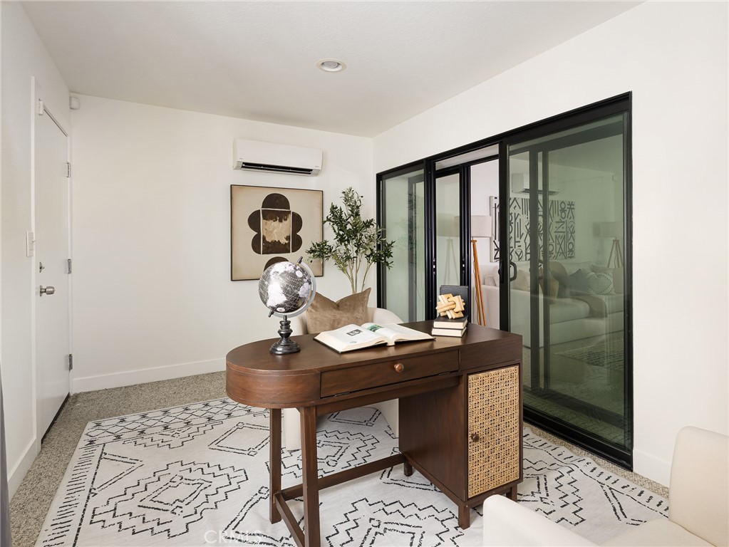 1110 Queen Anne Place Los Angeles, CA 90019 - Photo 54 of 61