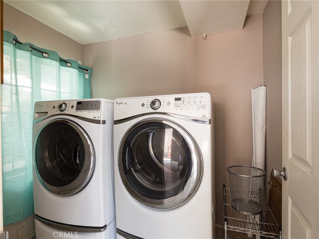 1110 Queen Anne Place Los Angeles, CA 90019 - Photo 56 of 61