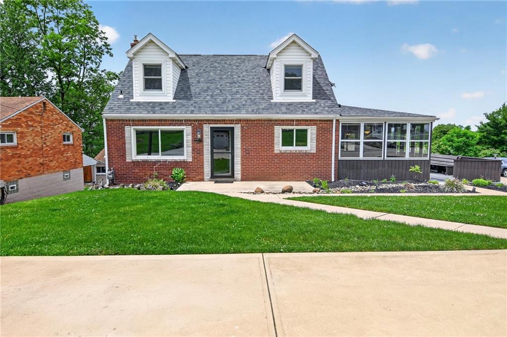 3360 McRoberts Road Pittsburgh, PA 15234 - Photo 1 of 28 Gallery Image 1