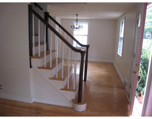 179 Longfellow Road Waltham, MA 02453 - Photo 7 of 10 Gallery Image 7