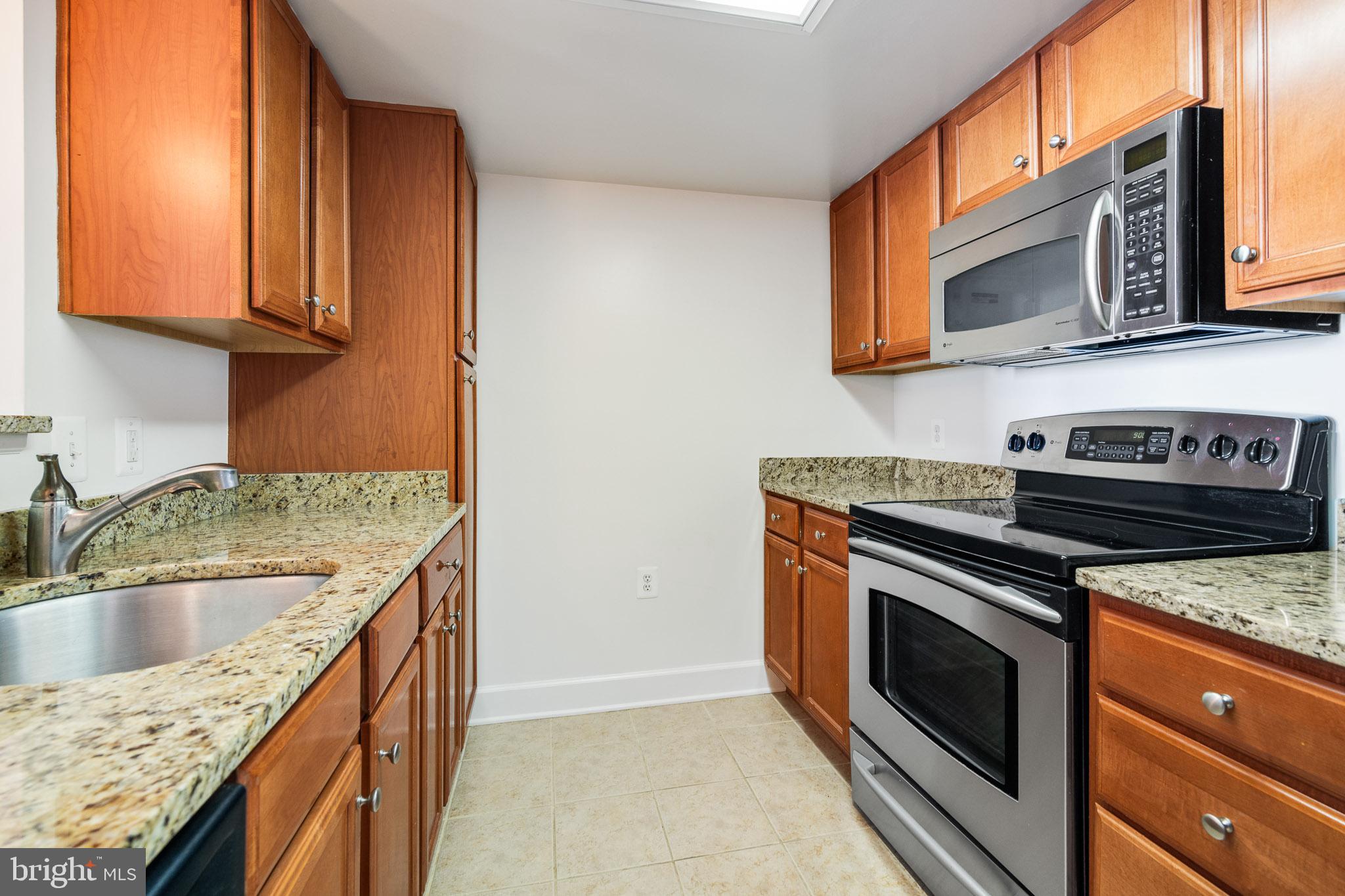 11800 Sunset Hills Road, Unit 702 Reston, VA 20190 - Photo 4 of 22