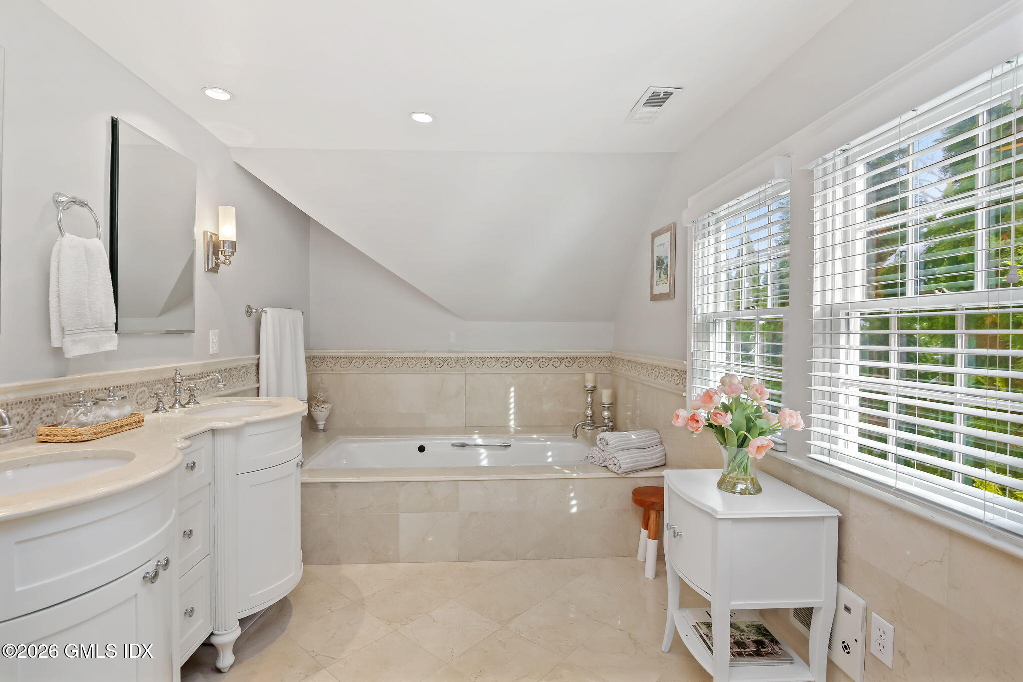 10 Verona Drive Riverside, CT 06878 - Photo 14 of 31 31-web-or-mls-10-verona-dr