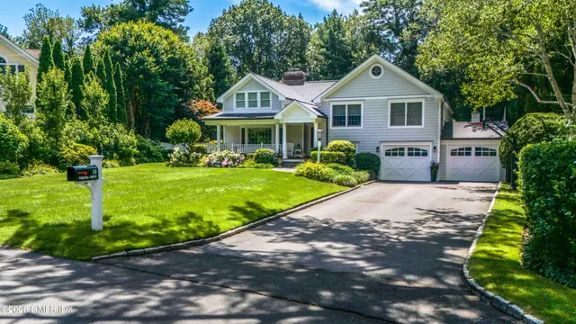 $3,595,000 | 10 Verona Drive, Riverside, CT 06878