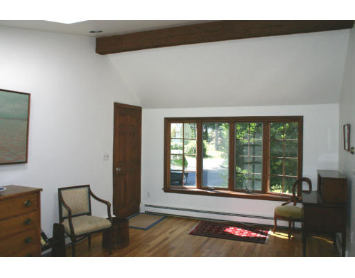 17 Parmenter Road Wayland, MA 01778 - Photo 9 of 18 a living room with furniture