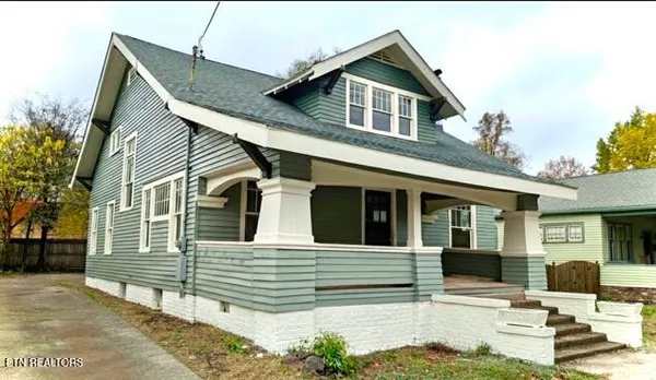 $799,900 | 1235 Armstrong Avenue, Knoxville, TN 37917