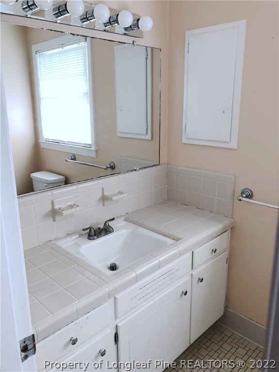 706 Shortridge Road Fayetteville, NC 28303 - Photo 12 of 18 Gallery Image 12