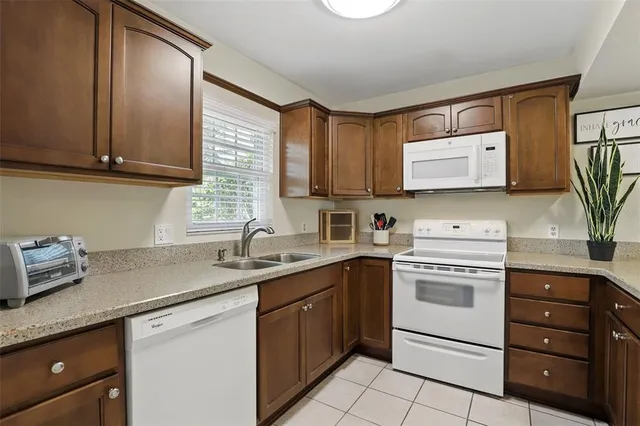 $224,500 | 1136 Villa Lane, Unit 96, Apopka, FL 32712