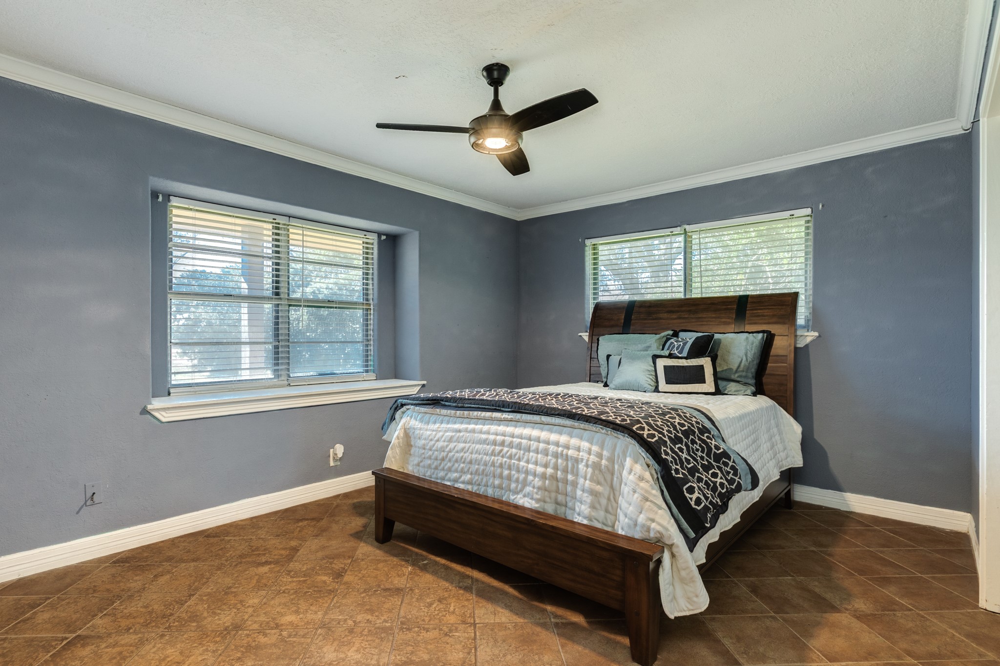 1112 West Mulberry Street Angleton, TX 77515 - Photo 14 of 20