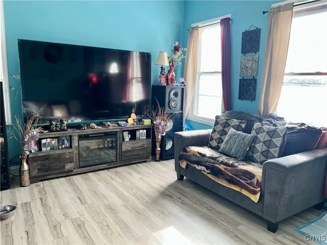 $185,000 | 8 Noyes Street, Utica, NY 13502