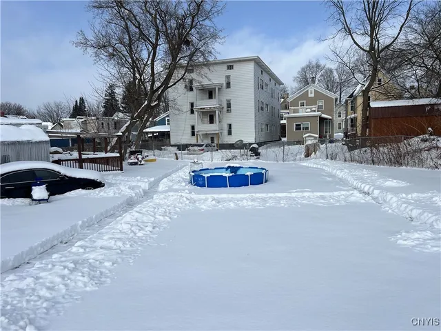 $185,000 | 8 Noyes Street, Utica, NY 13502