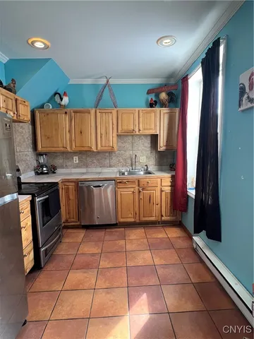 $185,000 | 8 Noyes Street, Utica, NY 13502
