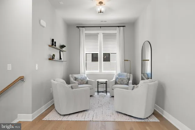 $970,000 | 43442 Croson Lane, Unit 100, Ashburn, VA 20148