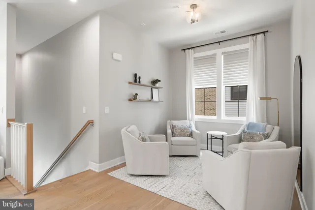 $970,000 | 43442 Croson Lane, Unit 100, Ashburn, VA 20148