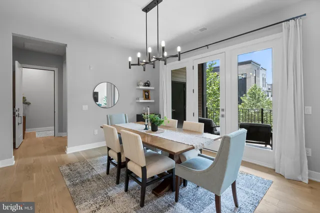 $970,000 | 43442 Croson Lane, Unit 100, Ashburn, VA 20148