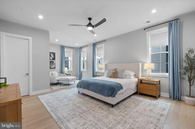 $970,000 | 43442 Croson Lane, Unit 100, Ashburn, VA 20148