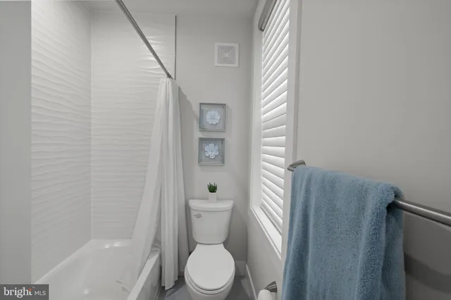 $970,000 | 43442 Croson Lane, Unit 100, Ashburn, VA 20148